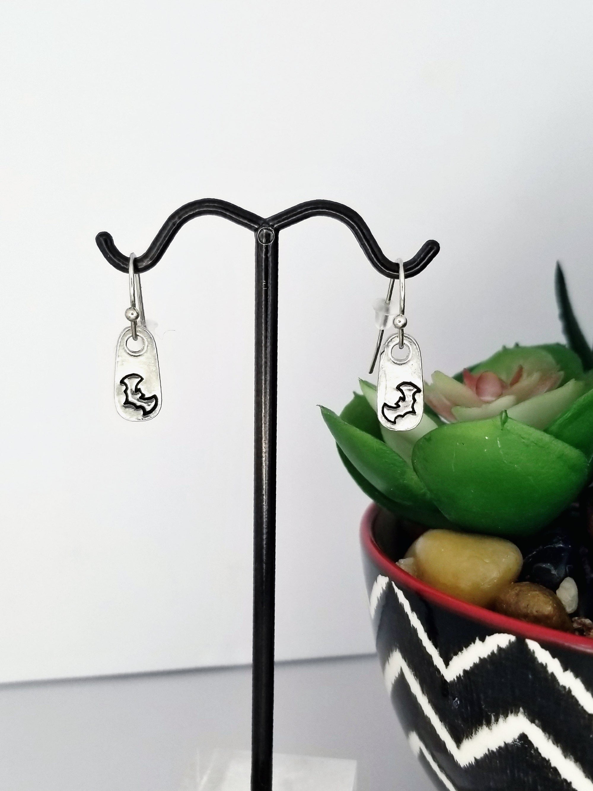 Bat Earrings, Hypoallergenic Jewelry, Halloween Earrings, Spooky Earrings, Halloween Jewelry, Cute earrings, Cute Bat, Trending jewelry