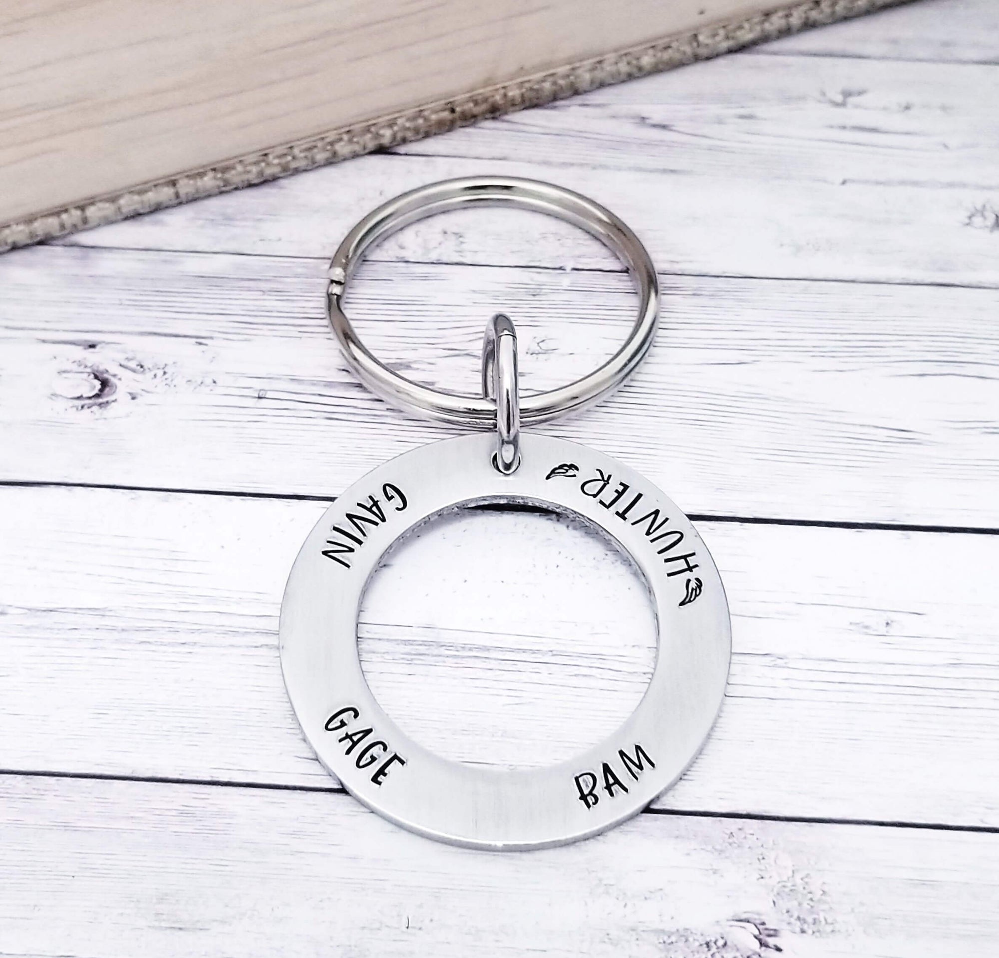 Father's Keychain, Childrens Names, Fathers Day Gift, Gift for Dad, Gift for Husband, Gift for him