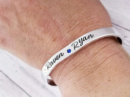 Personalized Birthstone Bracelet, Mother Bracelet, Kids Name Bracelet, Kids Name Jewelry, Custom Cuff Bracelet, Bracelet Cuff, Custom Gift